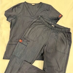 Dickies brand Scub set, size Large